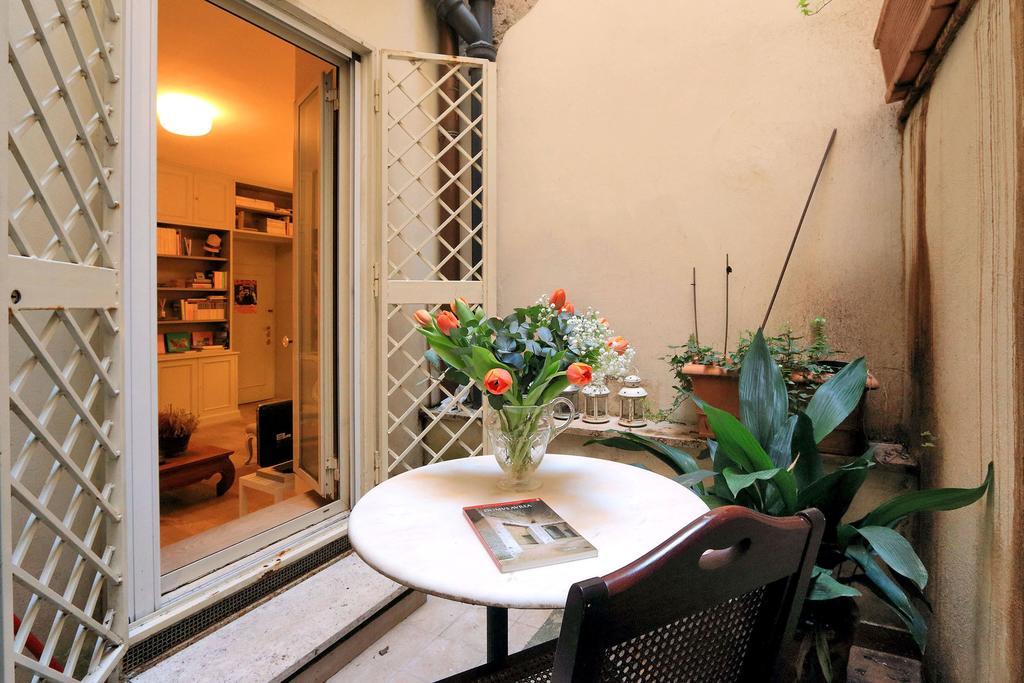 Cozy Campo - My Extra Rome